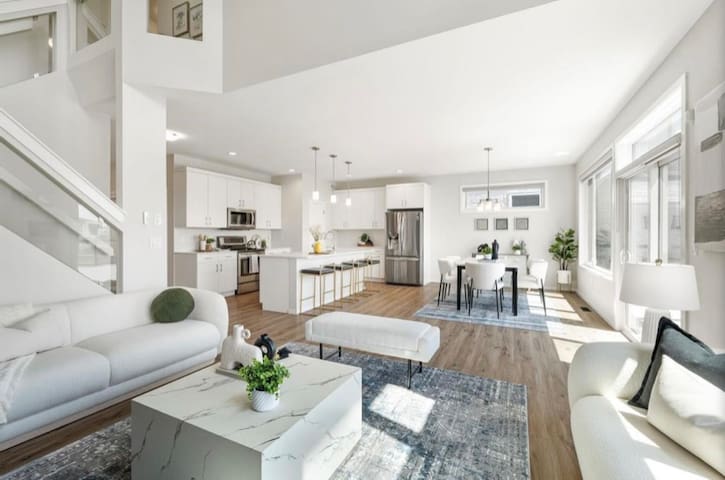 Magnificent Stylish Escape