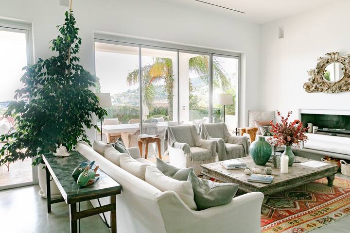 The Secret Mansion near Palma gallery image 4