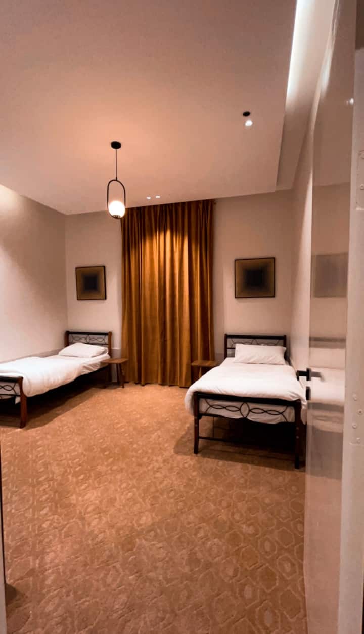 საძინებელი 1