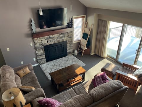 Condo -#18 Betsie @ Crystal Mtn