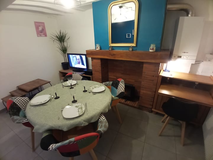 Maison De Village Avec Terrasse Et Sauna - Val-de-Reuil