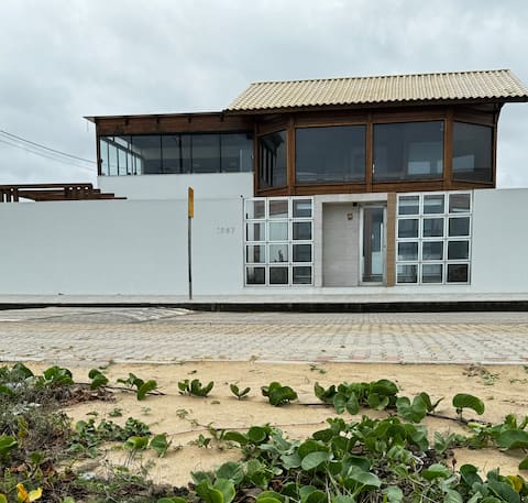 Waterfront Naval Wooden House!