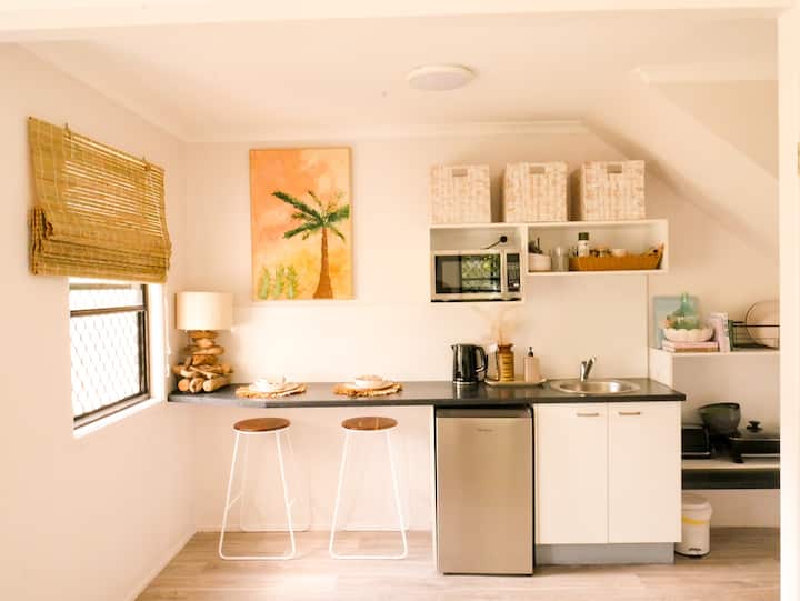 Among The Palms - Fresh Noosa River & Marina Suite - Noosaville