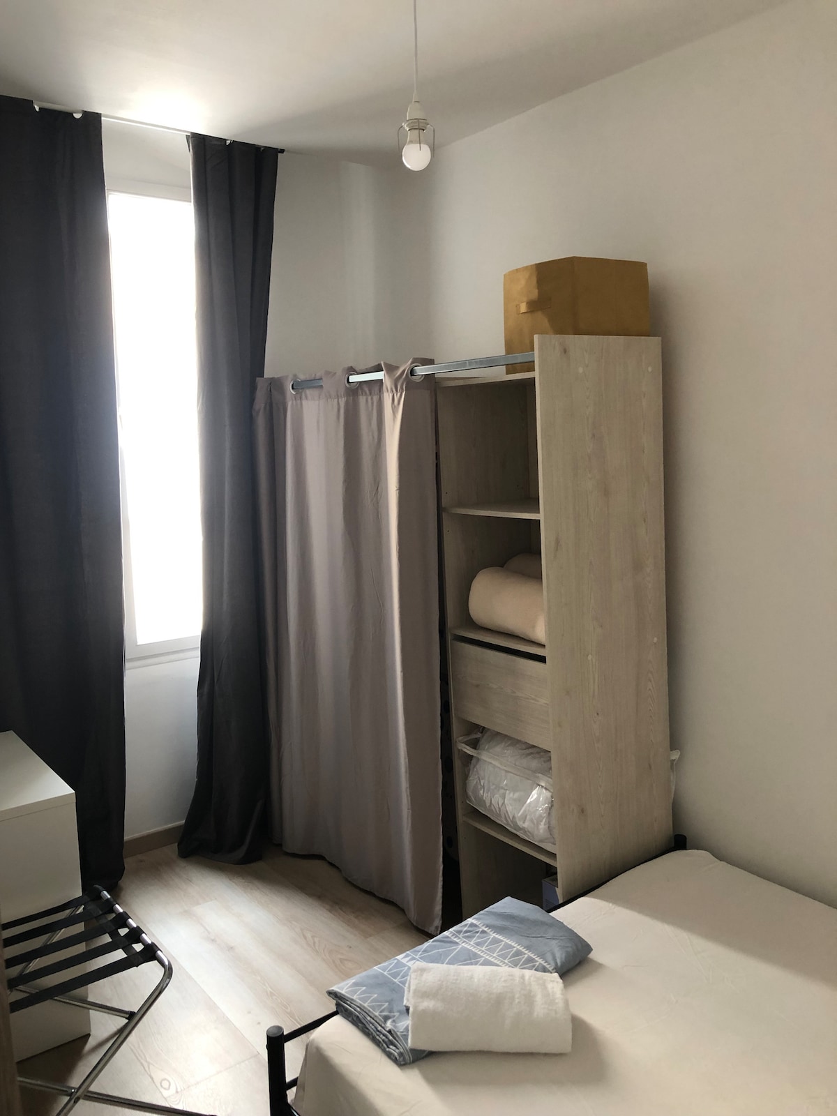 غرفة النوم 1