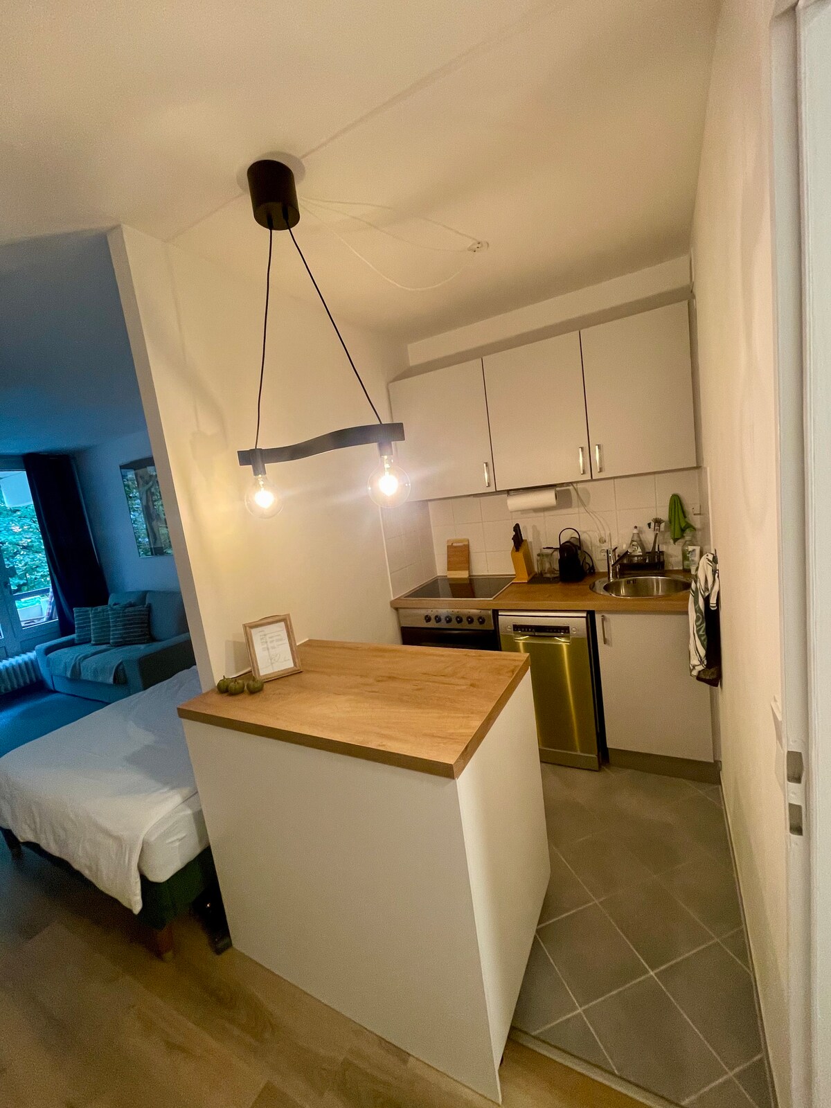 Popular Airbnb listing: 1 bedroom apartment with a balcony Schwabing in Neuschwabing