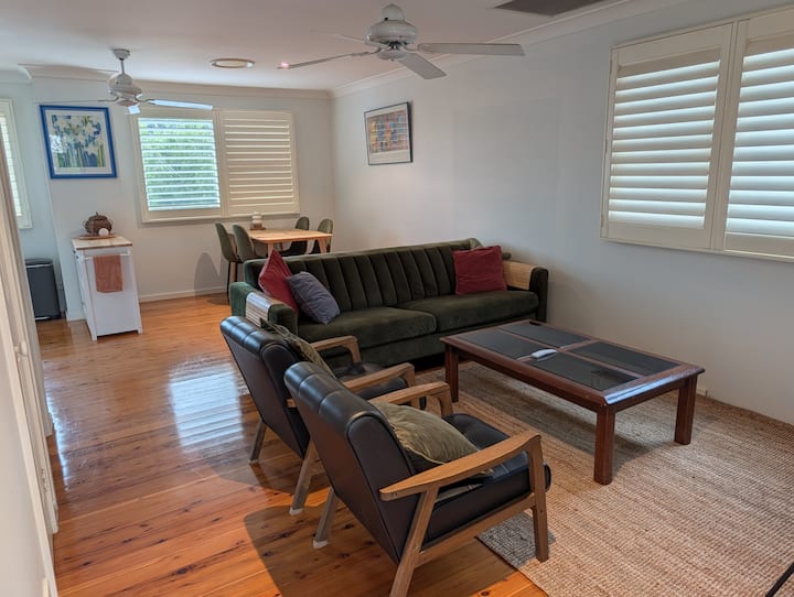 2 Bedroom Guest Suite In A Tropical Setup - Castle Hill