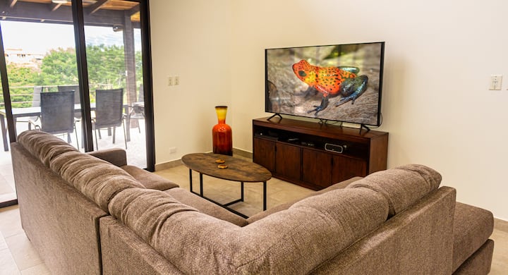 Villa Plumeria – Hillside Oasis Near Sjo Airport - Costa Rica