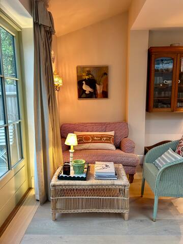 Victorian townhouse from 1860s gallery image 5