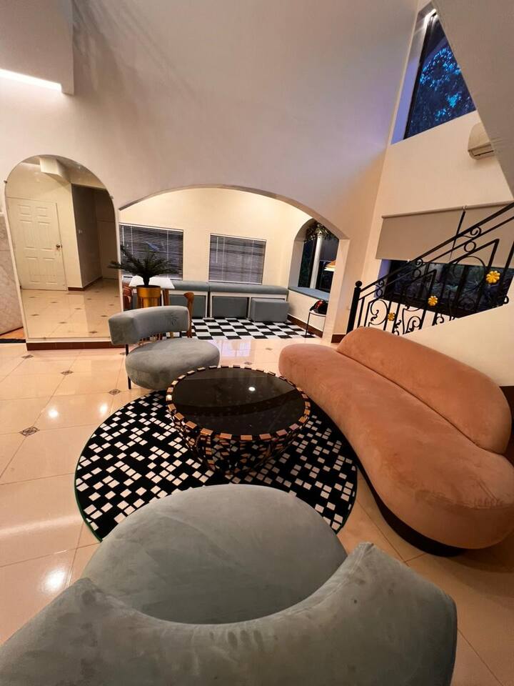 Living room image 9