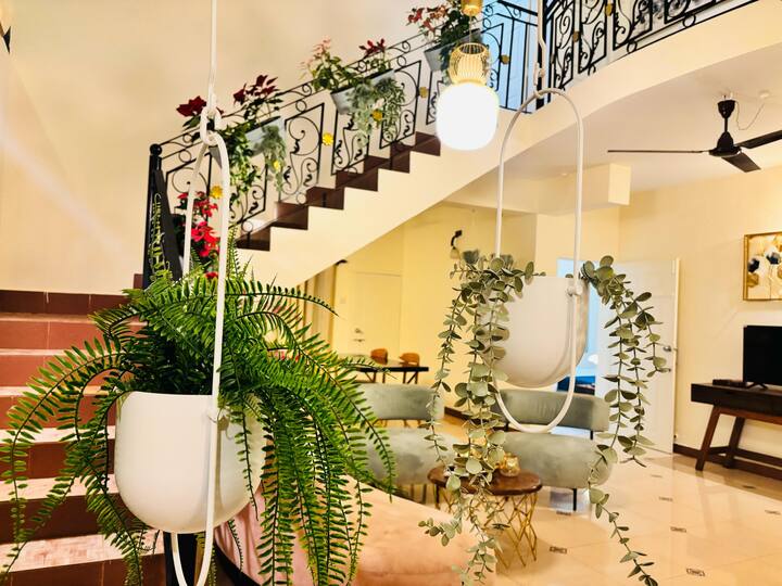 Living room image 1