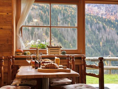 Maso Florindo | Looking at the mountains
