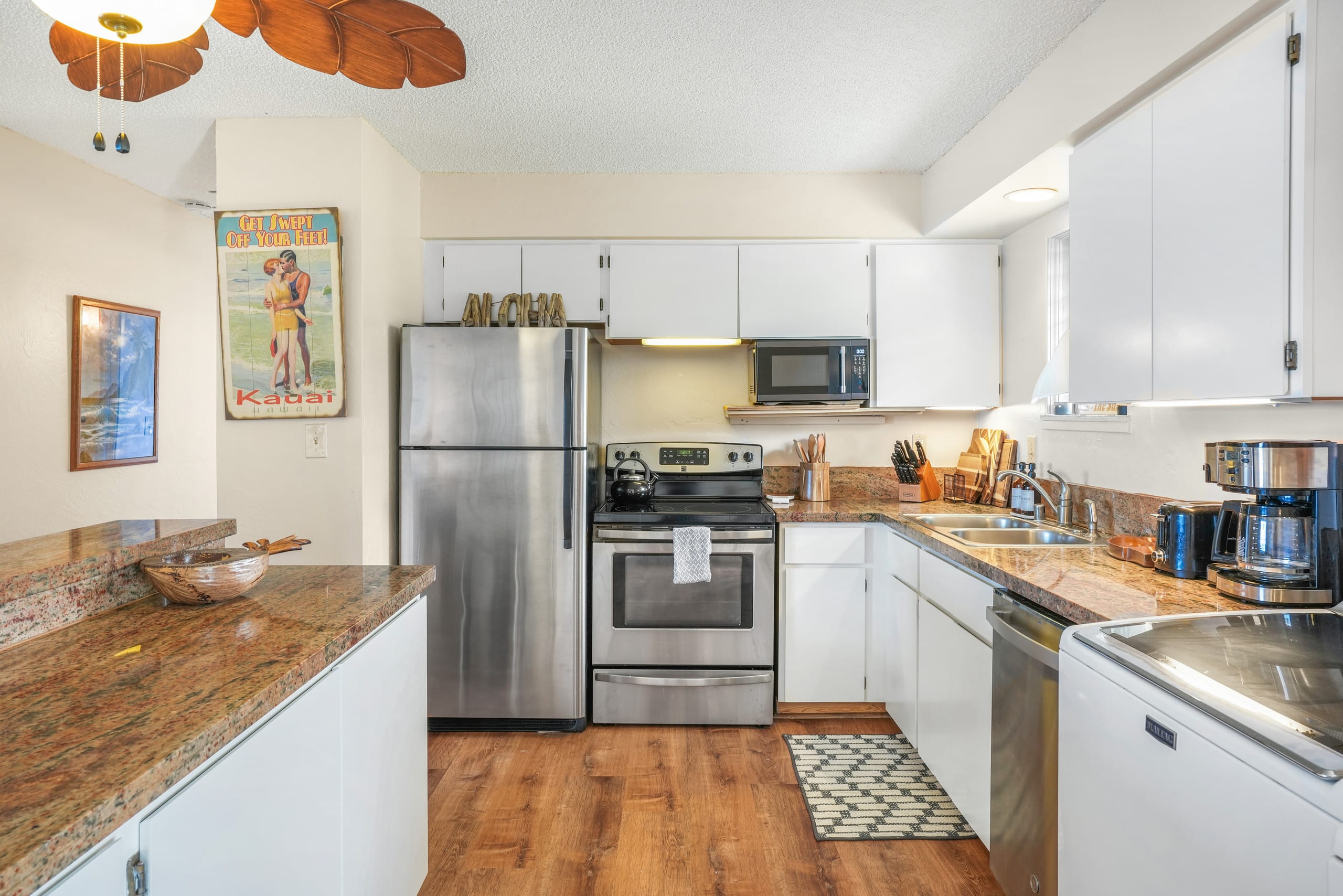 Our little heaven in Princeville - Image 9