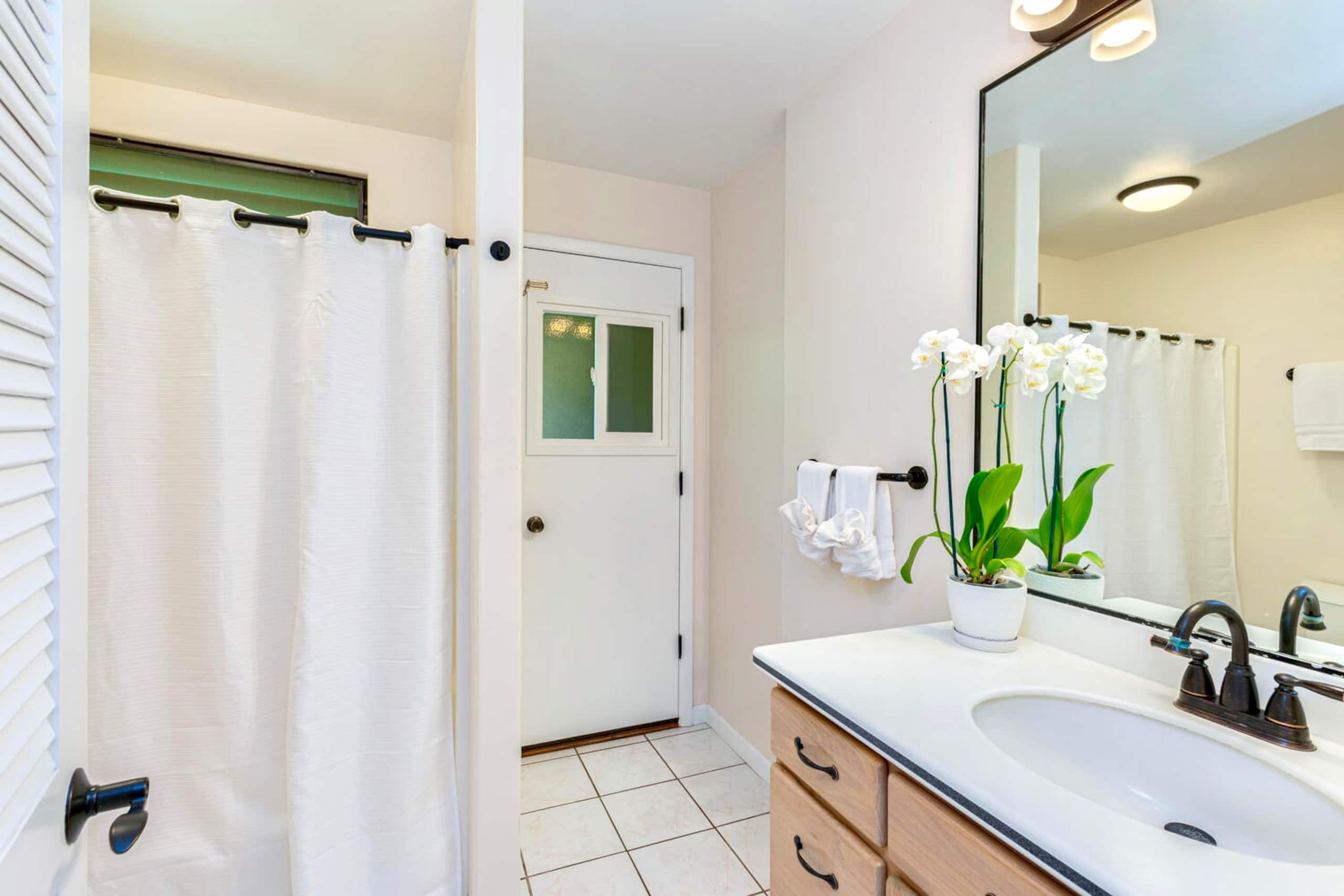 Home in Princeville · ★4.79 · 3 bedrooms · 3 beds · 2 baths - Image 14