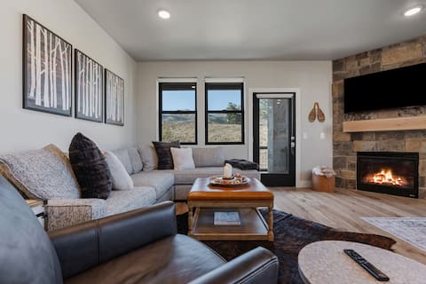 Top performing Airbnb: Deer Valley East Chalet - Mountain and Lake Views in Hideout