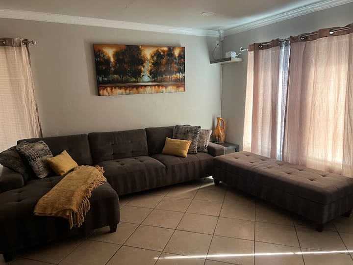 Diamond Getaway 3 Bed/1bath - Phoenix, AZ