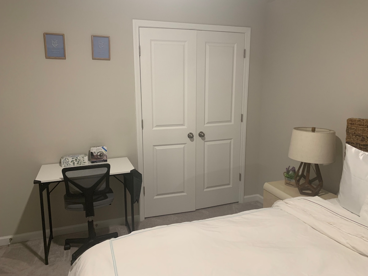 Serene and Comfy room near Pendergrass flea market