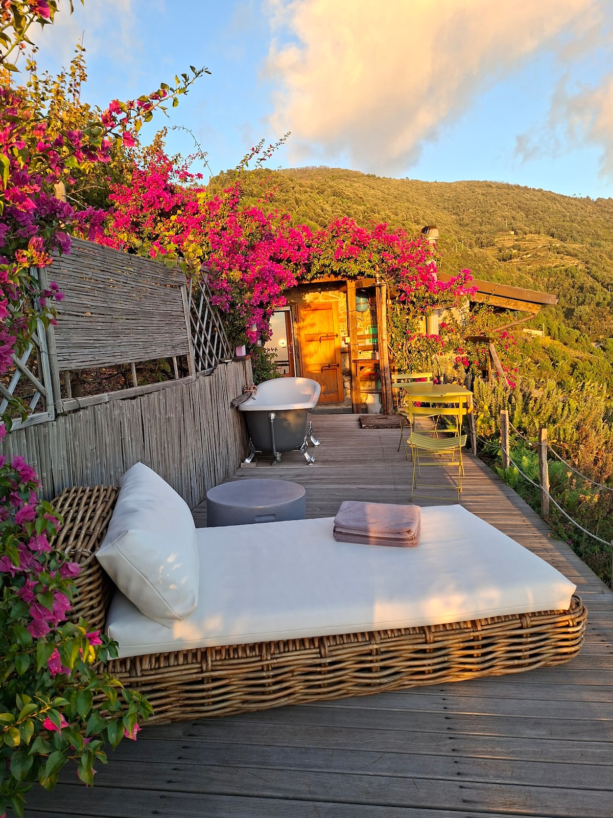 UWAbio 5Terre Sea view eco lodge in a Vineyard - Cottages for Rent