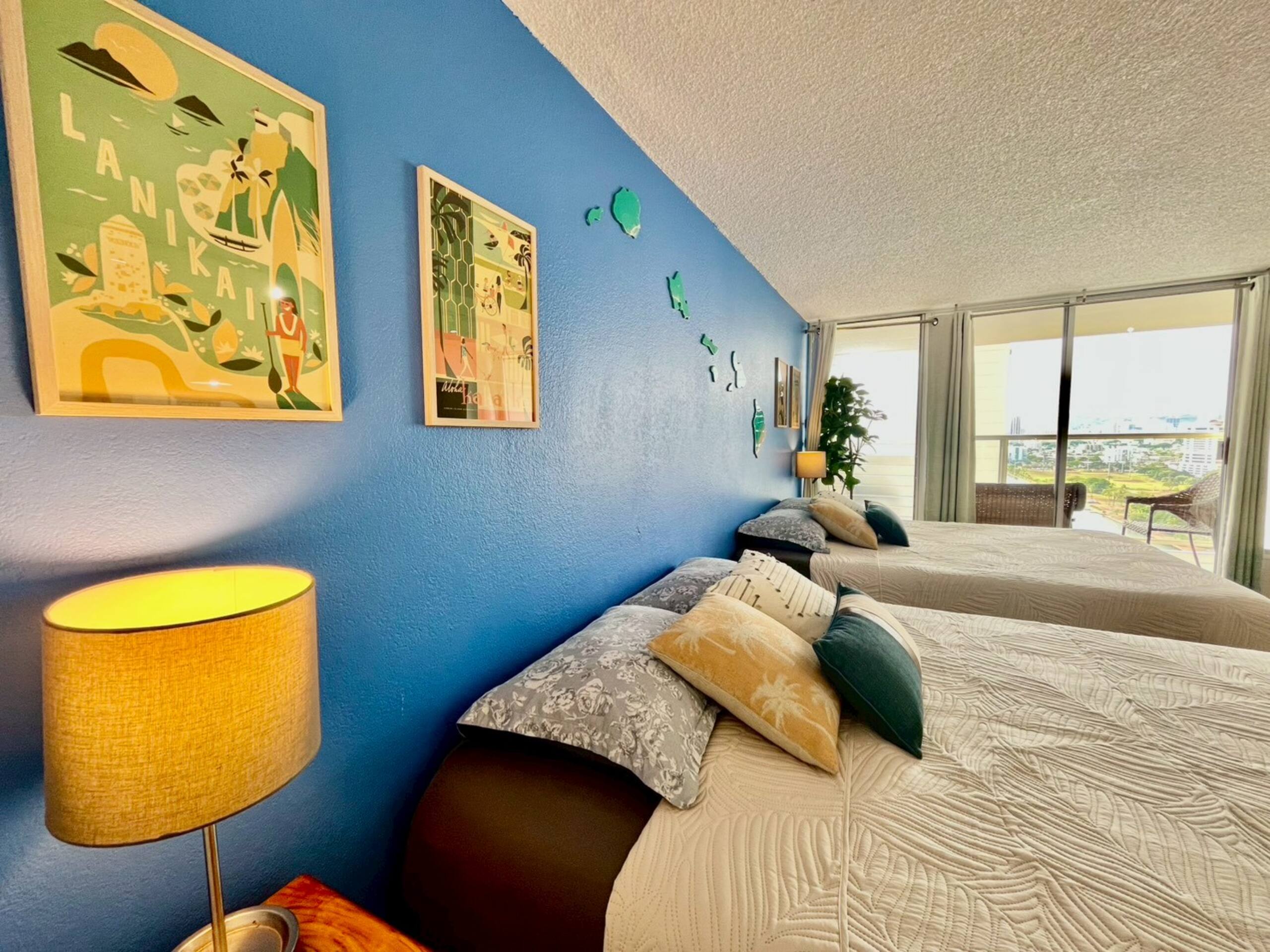 #26FL Private Studio w/Balcony in Central Waikiki! - Image 8
