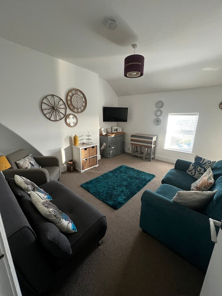 Cosy One Bed Sea View Apartment - Tywyn