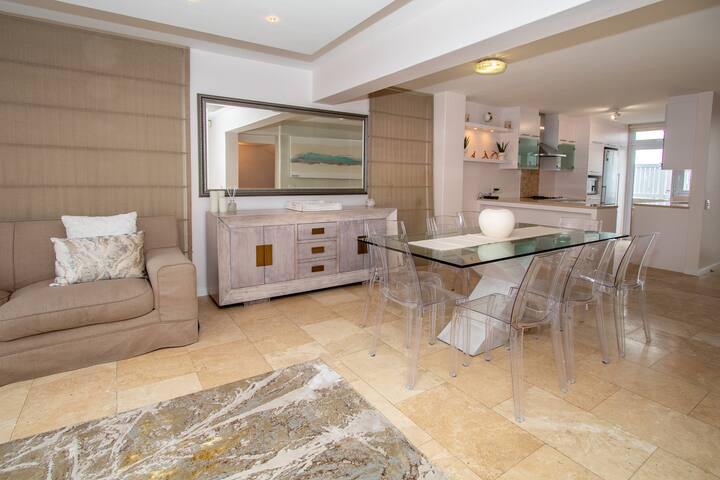 Spectacular Avenues Fresnaye gallery image 3