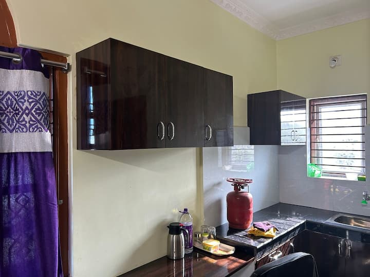 Studio Apartment, Kitchen & Bathroom In Khandagiri - Bhubaneswar