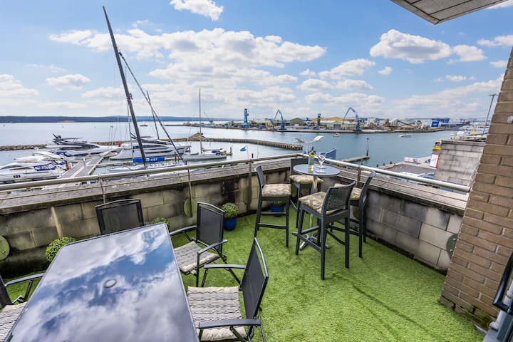 Water's Edge- Incredible Views Of Brownsea Island - Sandbanks