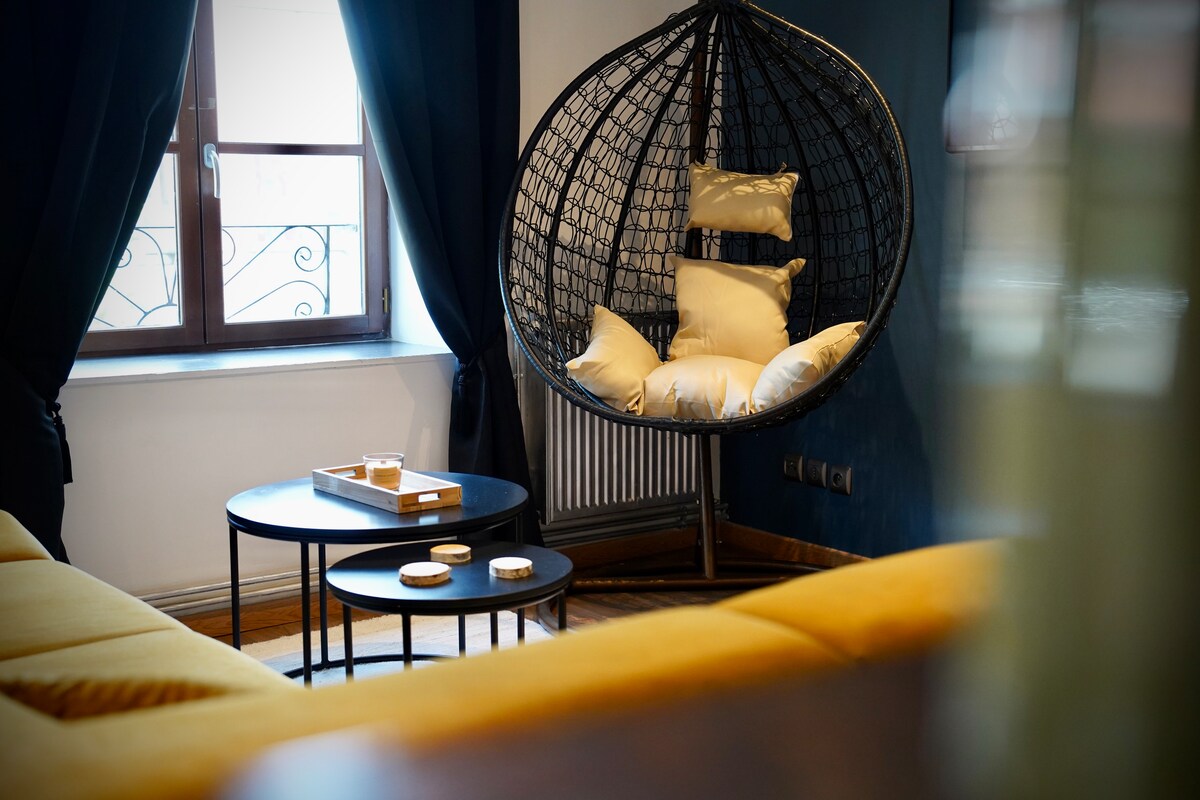 Annuncio Airbnb popolare: The Rimbaud of olive trees (the chic) a Charleville Mézières