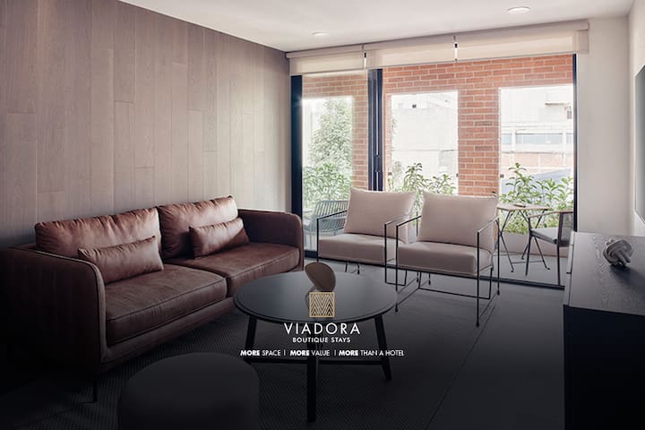 Condesa huge terrace Ste 3BR/2BA pool & gym 5 pax