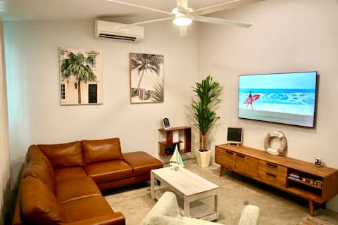 Successful Airbnb property: House 5 min walk to Carrizalillo Beach, A/C, Starlink in Puerto Escondido