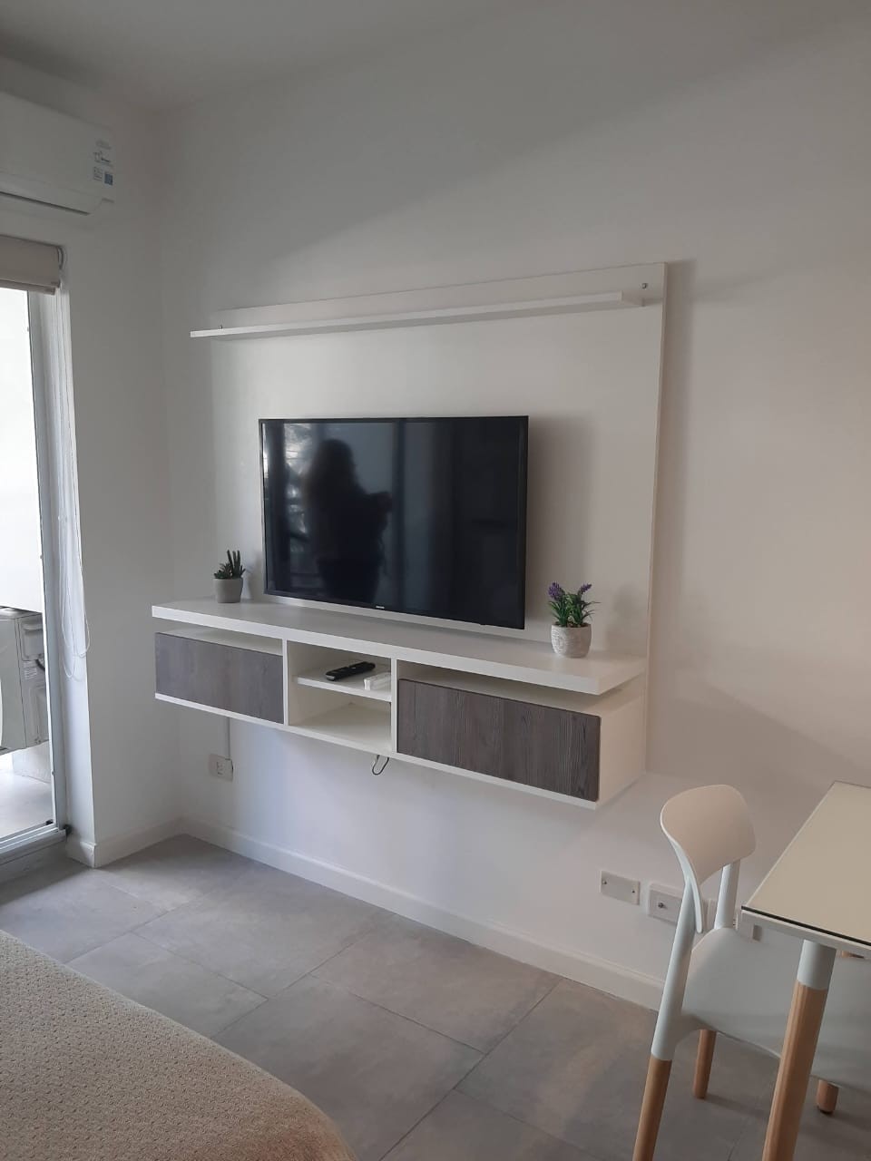 Successful Airbnb property: Modern Apartment in Nuñez in Núñez