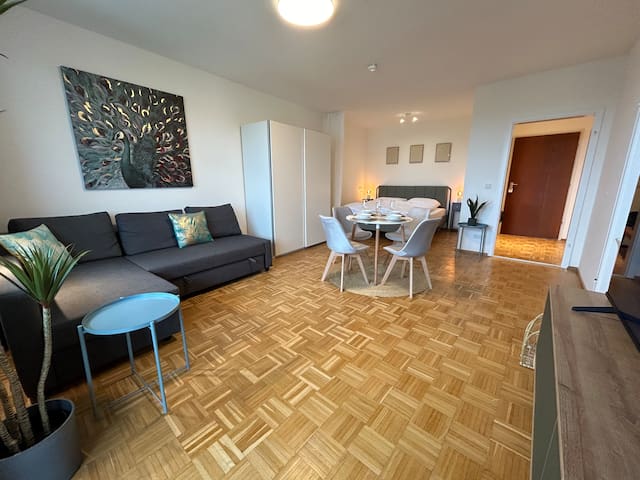 Entire home with 1 bedrooms in Munich - Perfekt mit Alpenblick Netflix Nespresso WLAN