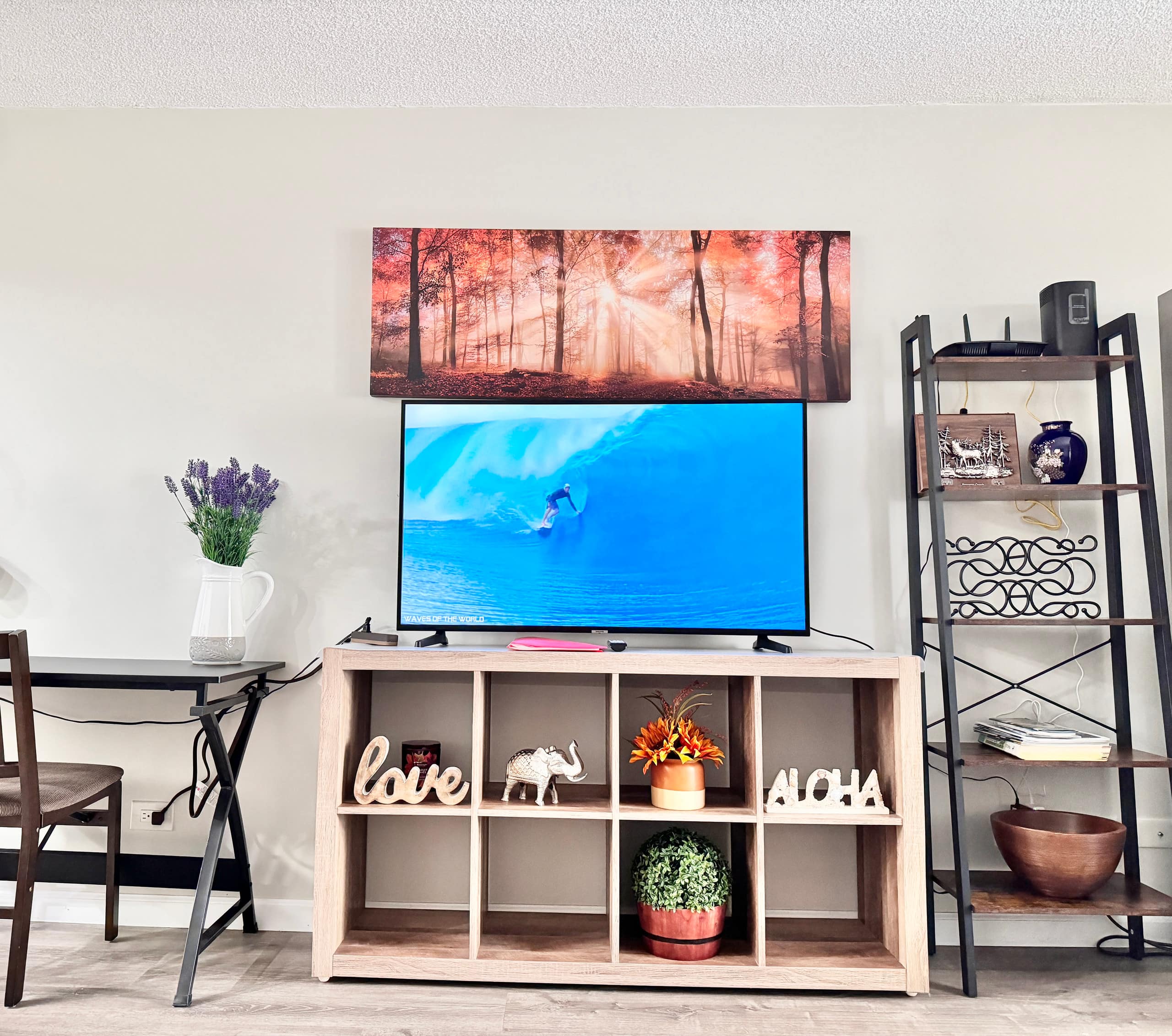 Condo in Honolulu · ★4.93 · 2 bedrooms · 4 beds · 2 private baths - Image 1