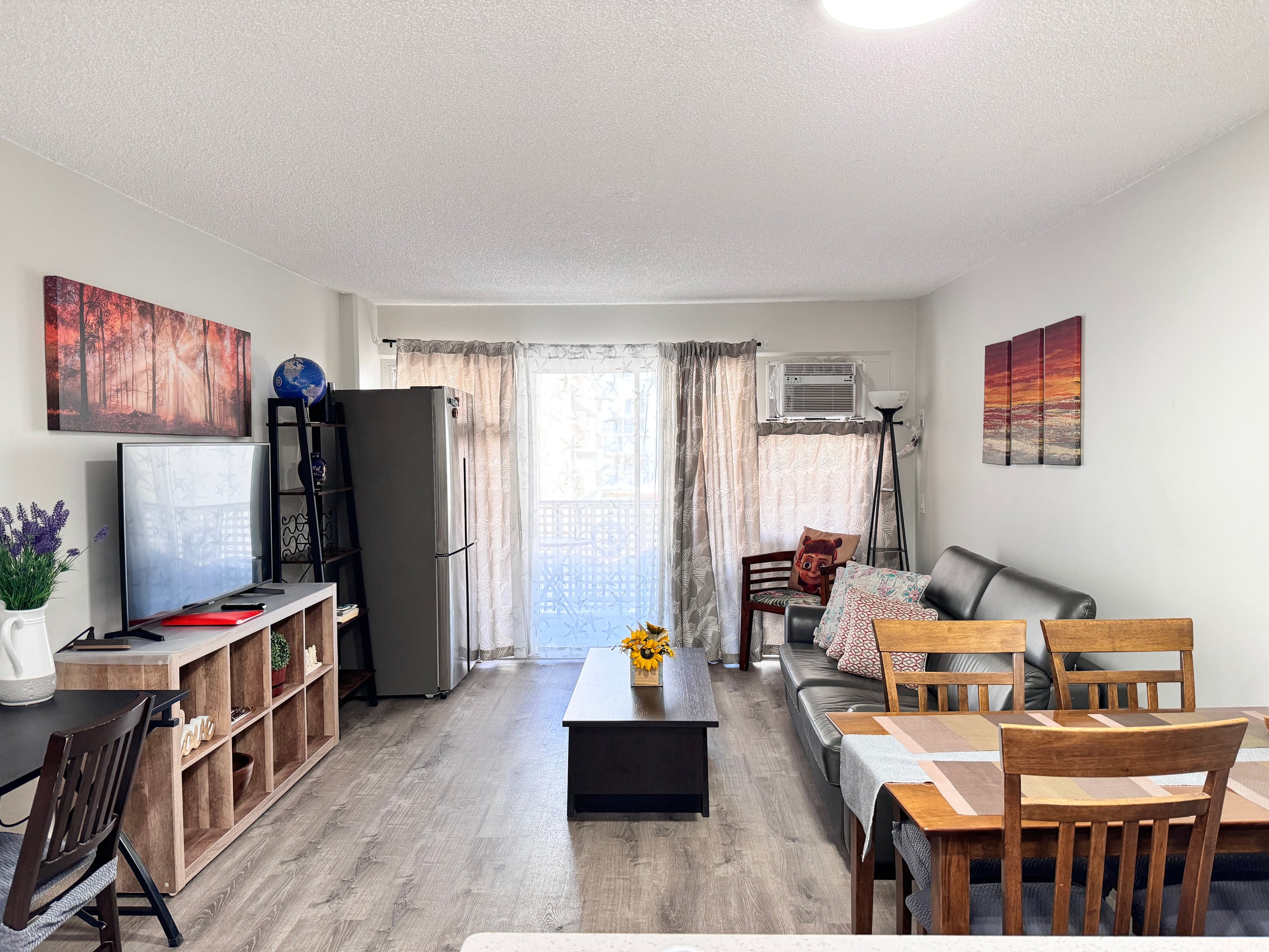 Condo in Honolulu · ★4.93 · 2 bedrooms · 4 beds · 2 private baths - Image 8