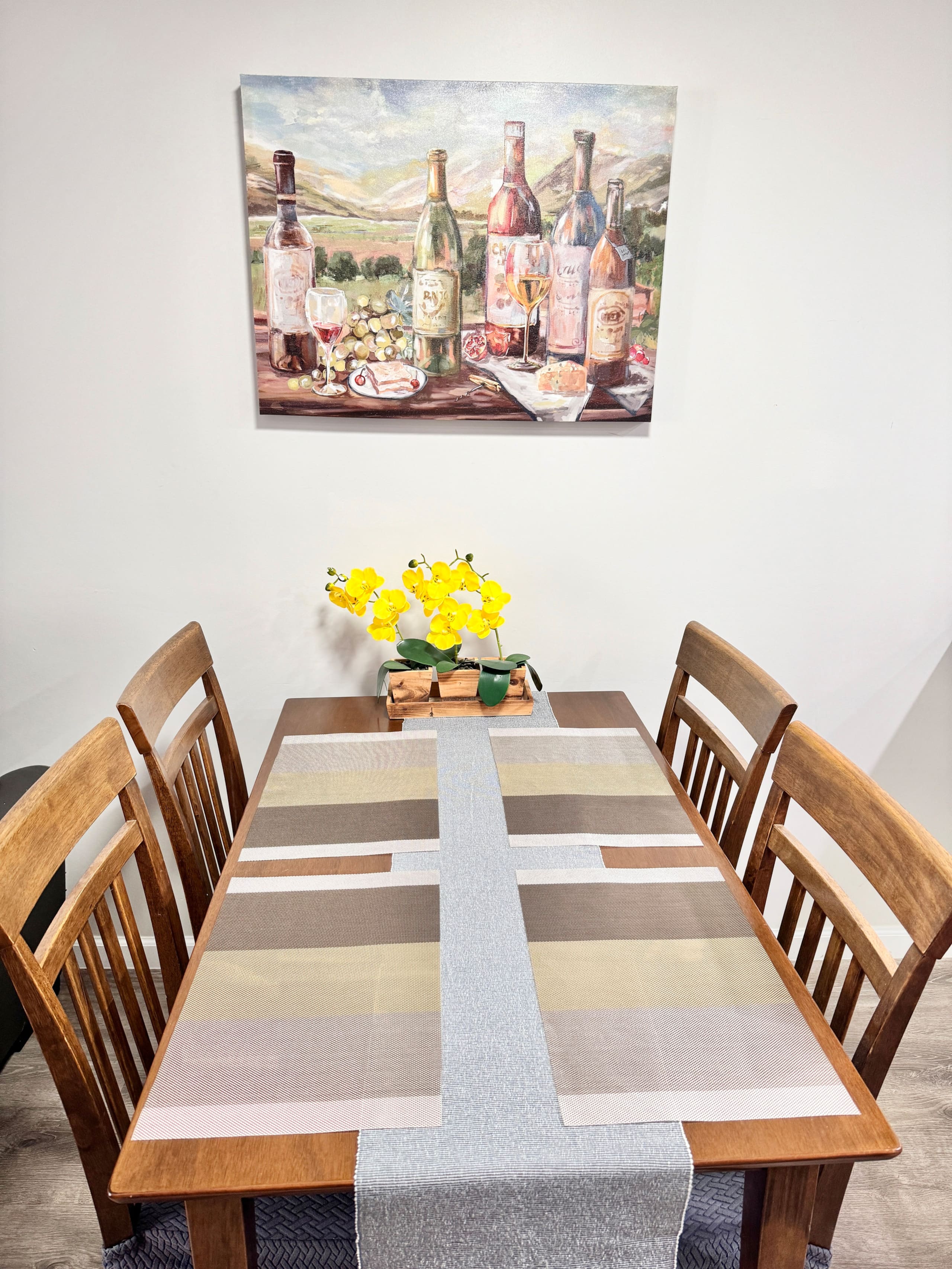 Condo in Honolulu · ★4.93 · 2 bedrooms · 4 beds · 2 private baths - Image 5