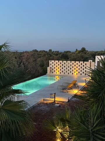 Il pumo di Giulia, luxe villa (4-6p) met zeezicht. gallery image 2