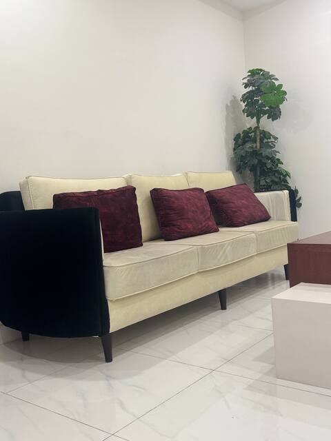 Guests OK | Daily Clean | Hot Water