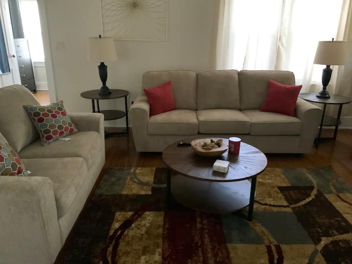 Cozy - Rochester, NY