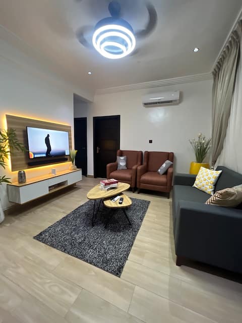 Pebbles Nest-2 bedroom Condo, Cozy Hideout, WiFi.