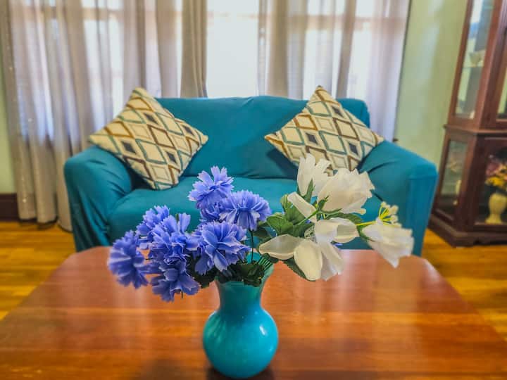 2 Bedroom Upper Apartment 7 Minutes From The Falls - Niagara Falls, NY