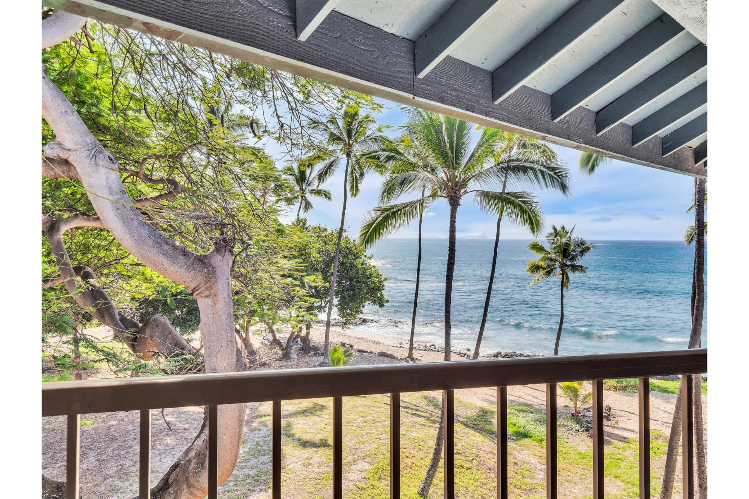 Condo in Kailua-Kona · ★4.5 · 1 bedroom · 2 beds · 1 shared bath - Image 23