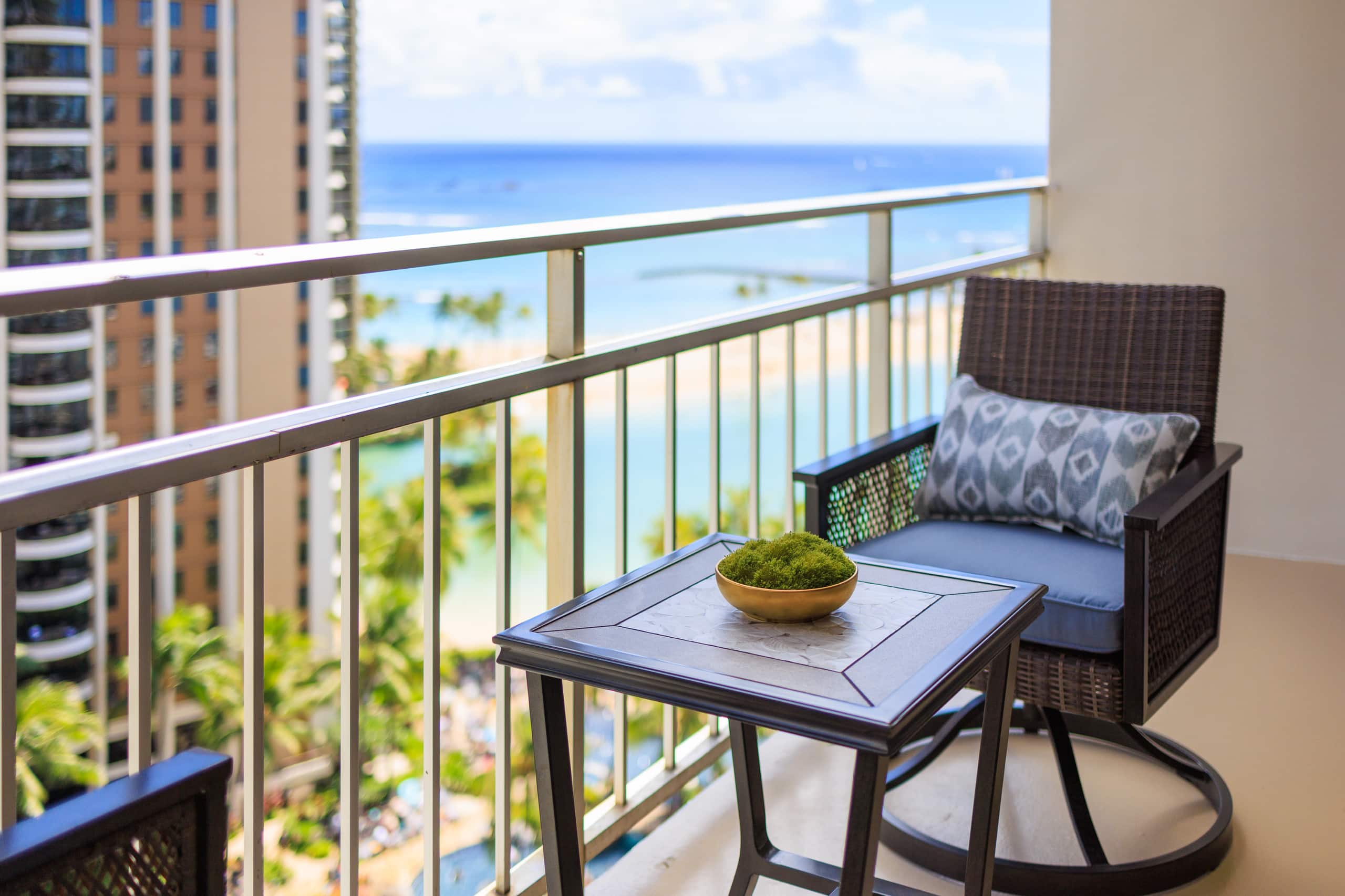 Charming Ilikai Condo with Ocean View-Free Parking - Image 41
