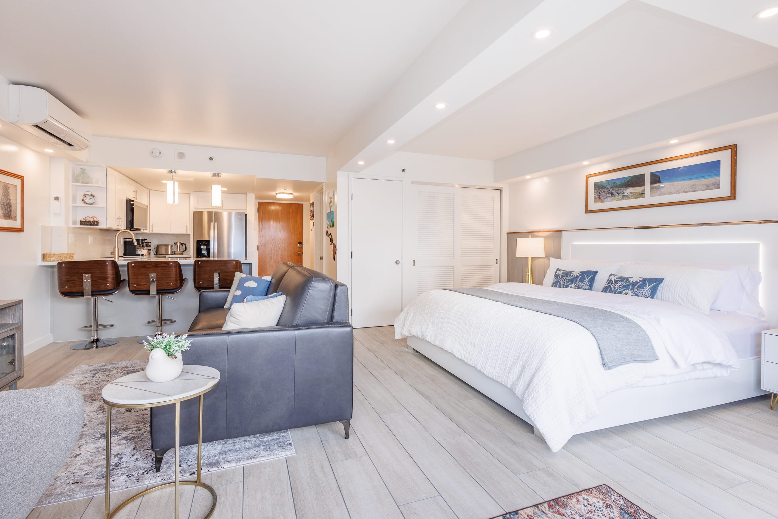 Charming Ilikai Condo with Ocean View-Free Parking - Image 37