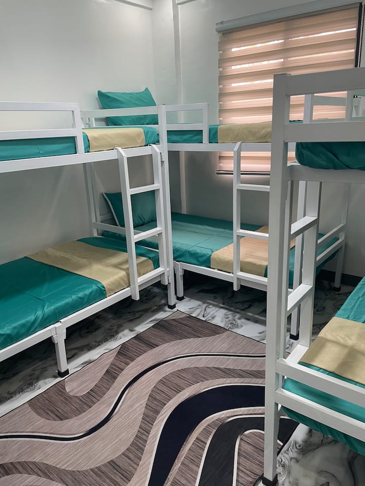 3 двокреветни кревета