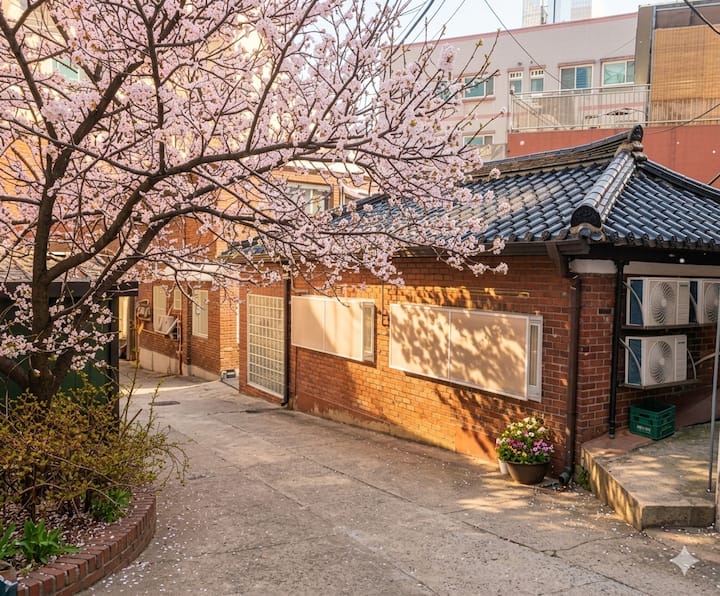 3room_2bath_1kidsroom_private House_seoulstn3min - Seoul