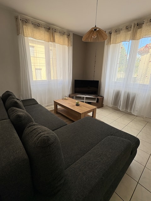 Chez Julie l House l 3 bedrooms l Private parking