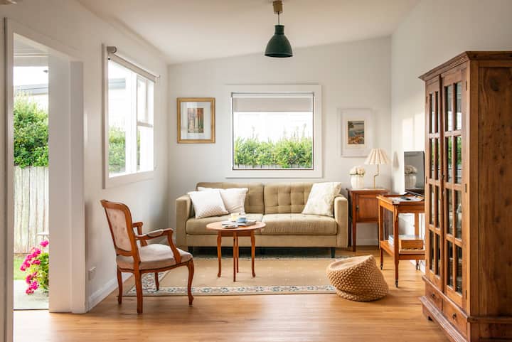Federation Cottage On The Cradle Coast, Tasmania - Ulverstone