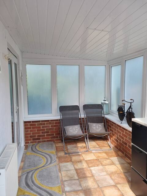 Top performing Airbnb: The Smithy Annex in Hythe And Dibden