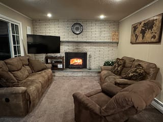 Williamsville 5 Bed House with Pool, photo 5 of 72