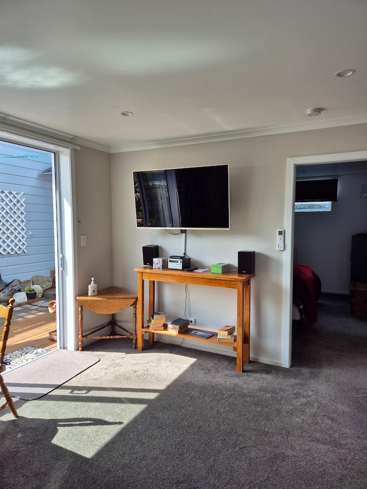 Small Unit - Blenheim