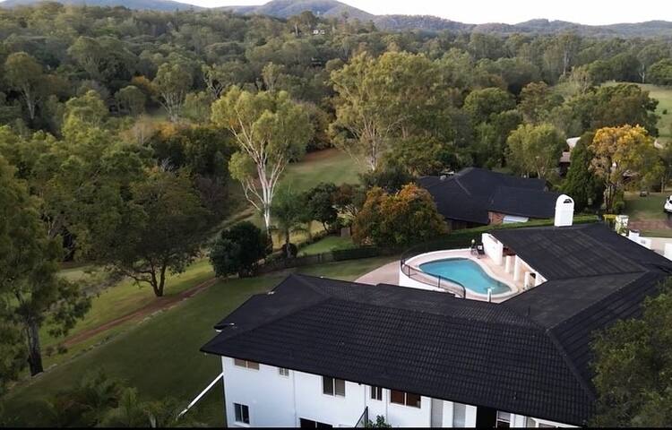 Brisbane River Golf House